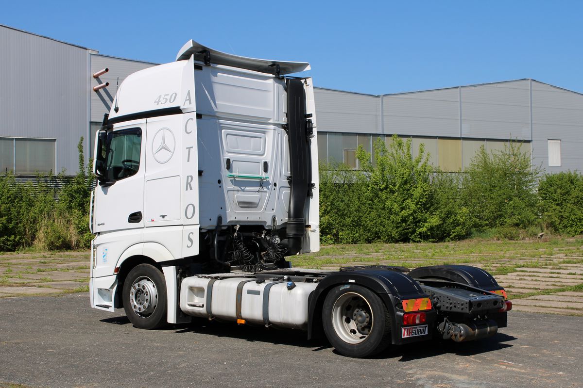 Mercedes-Benz Actros 1845